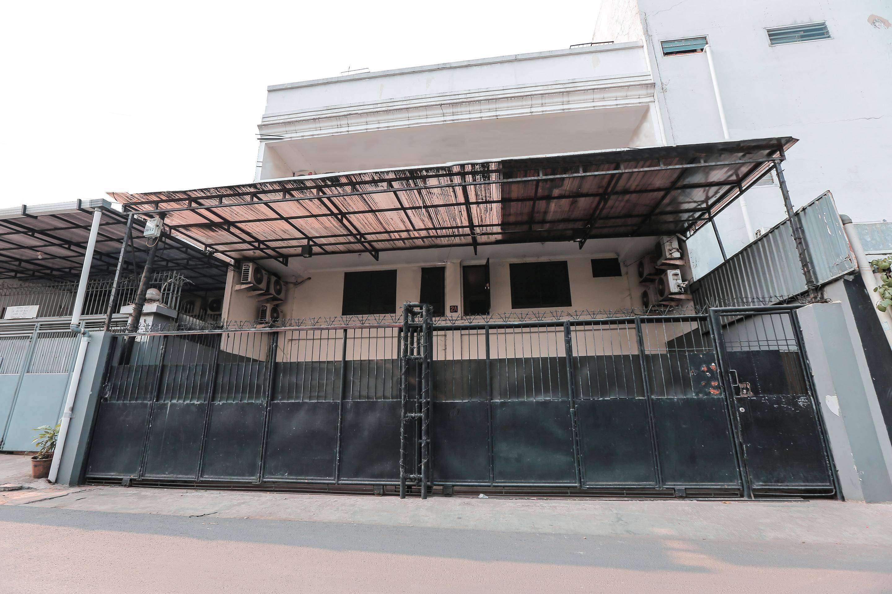 Super Oyo Capital O 141 Fatmawati Cozy Residence Jakarta Extérieur photo
